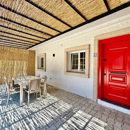 Sea Breeze Homes Apartment